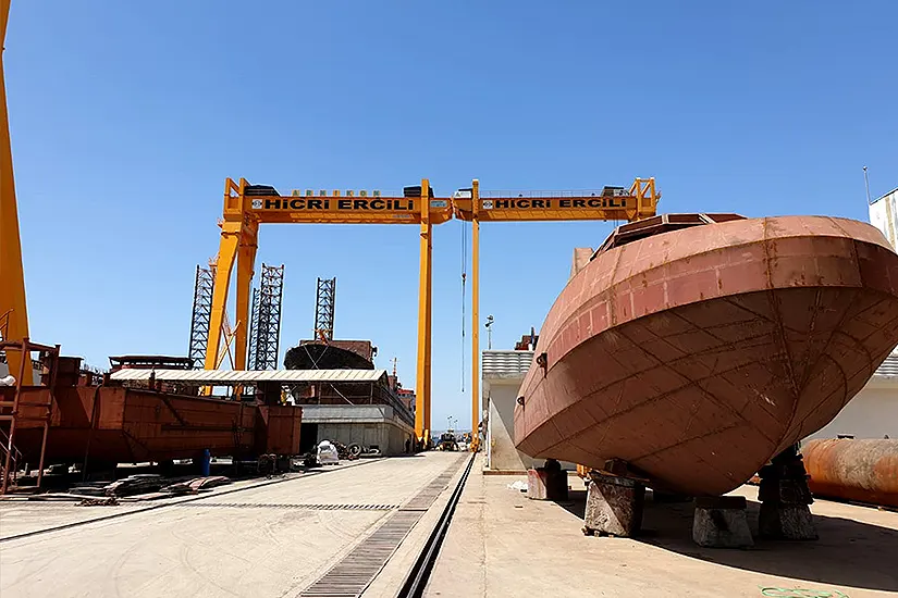 Судостроительные краны грузоподъемностью 150 тонн, 100 тонн, 60 тонн